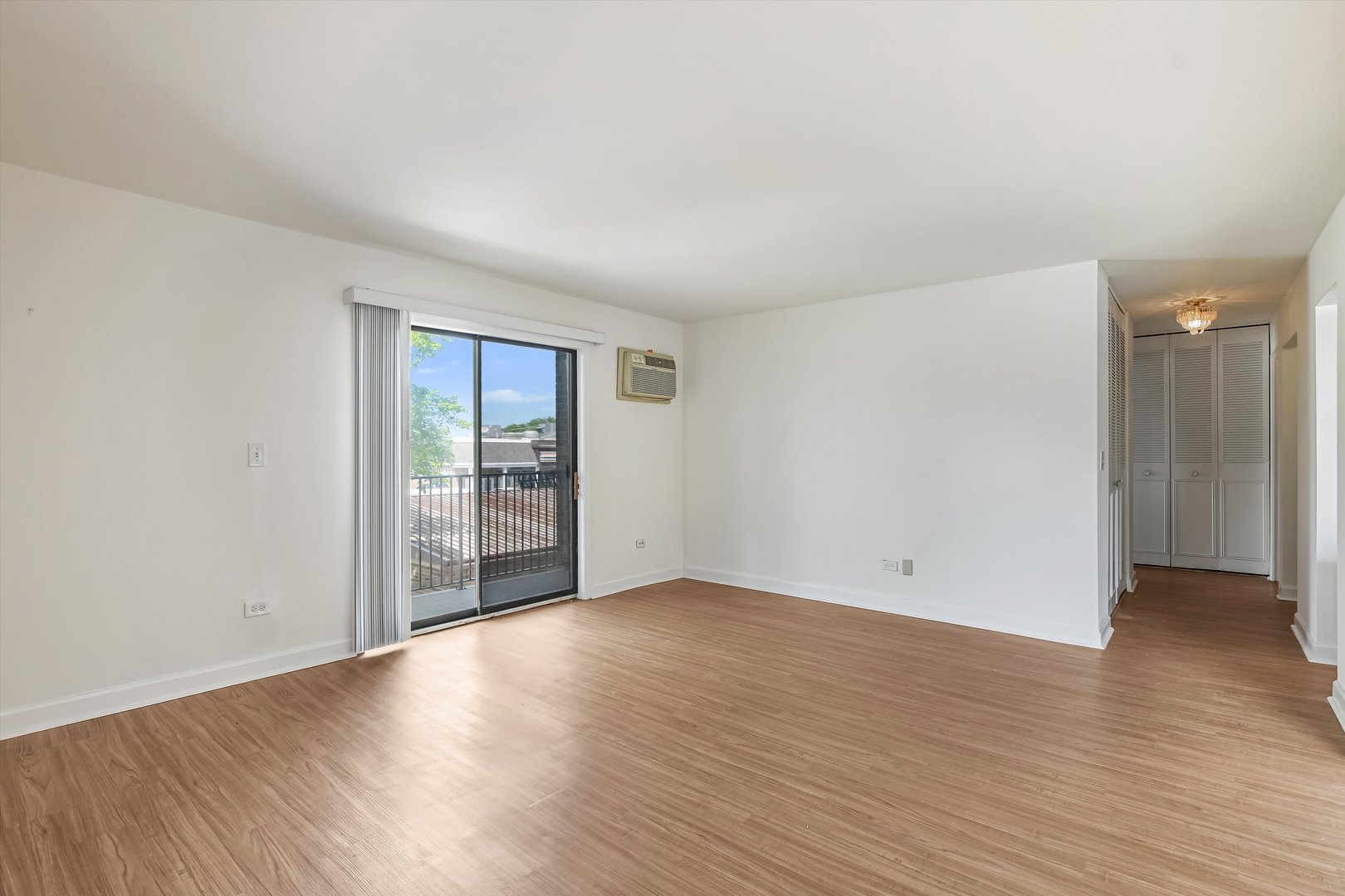 3617 Central Road, Unit 203 Glenview, IL 60025 - Photo 17 of 26 Gallery Image 17