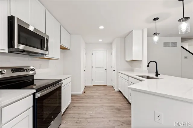 $350,054 | 37 Fairmount Grv Drive, St. Peters, MO 63376