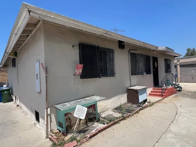 a front view of a house with porch