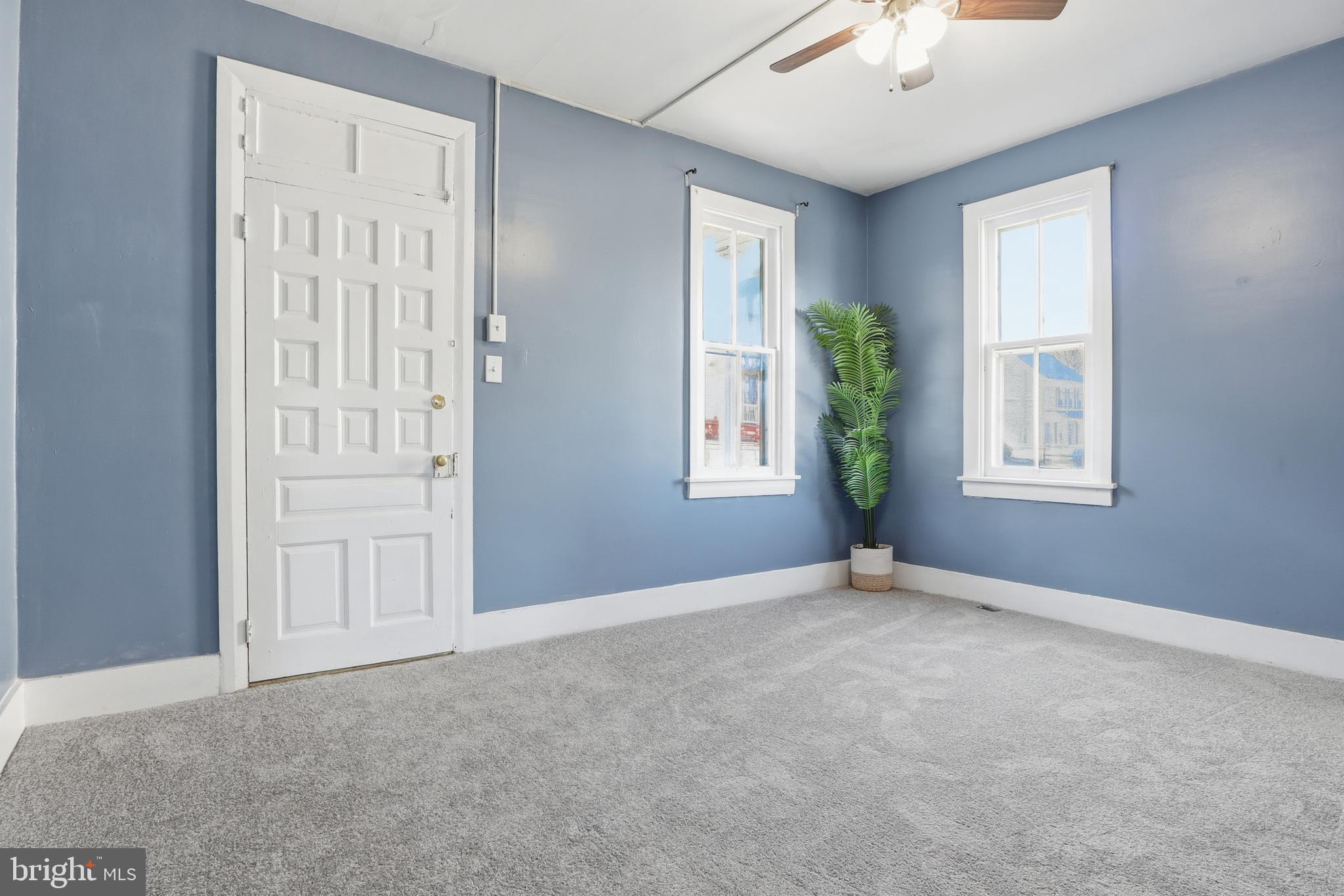 143 West Broad Street Yoe, PA 17313 - Photo 6 of 47 an empty room with windows and closet