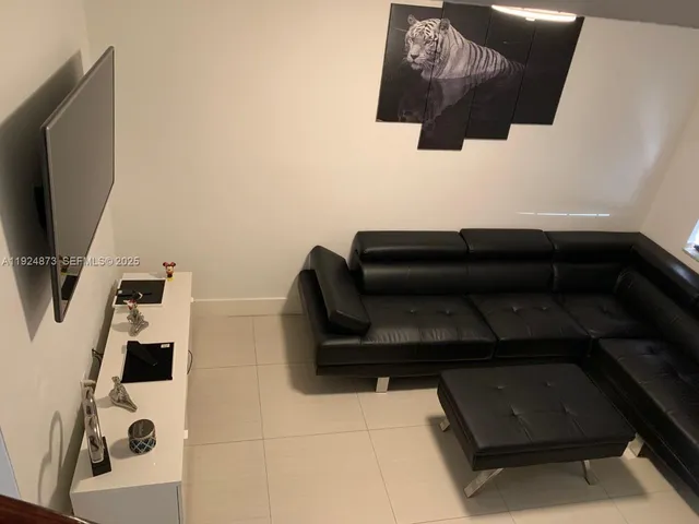 $2,400 | 13215 Southwest 57th Terrace, Unit 206, Miami, FL 33183