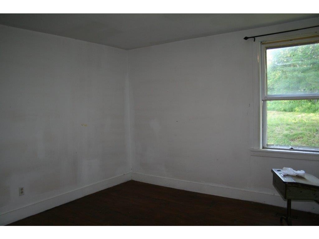 6105 Broad Brook Road Pomfret, VT 05068 - Photo 5 of 14