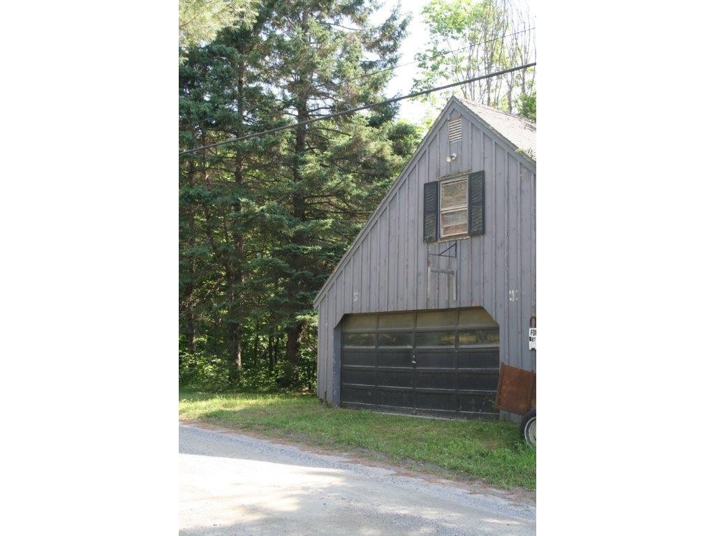 6105 Broad Brook Road Pomfret, VT 05068 - Photo 6 of 14