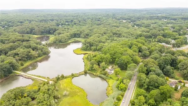 $850,000 | 194 Phillips Street, North Kingstown, RI 02852