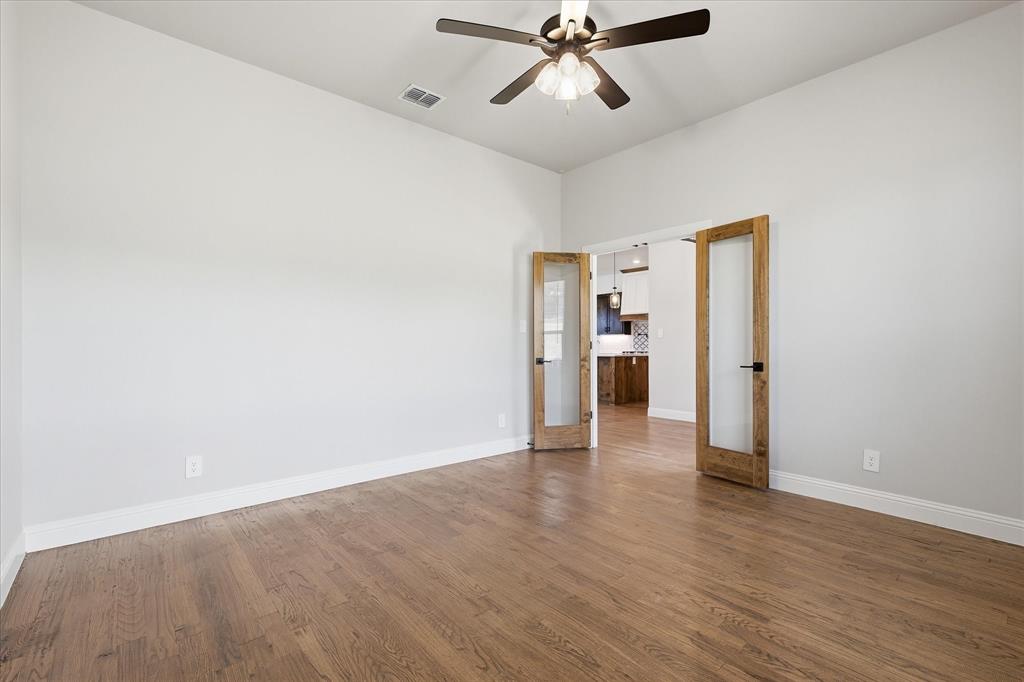 120 Grace Vw Road Weatherford, TX 76088 - Photo 24 of 40 Spacious office or playroom.