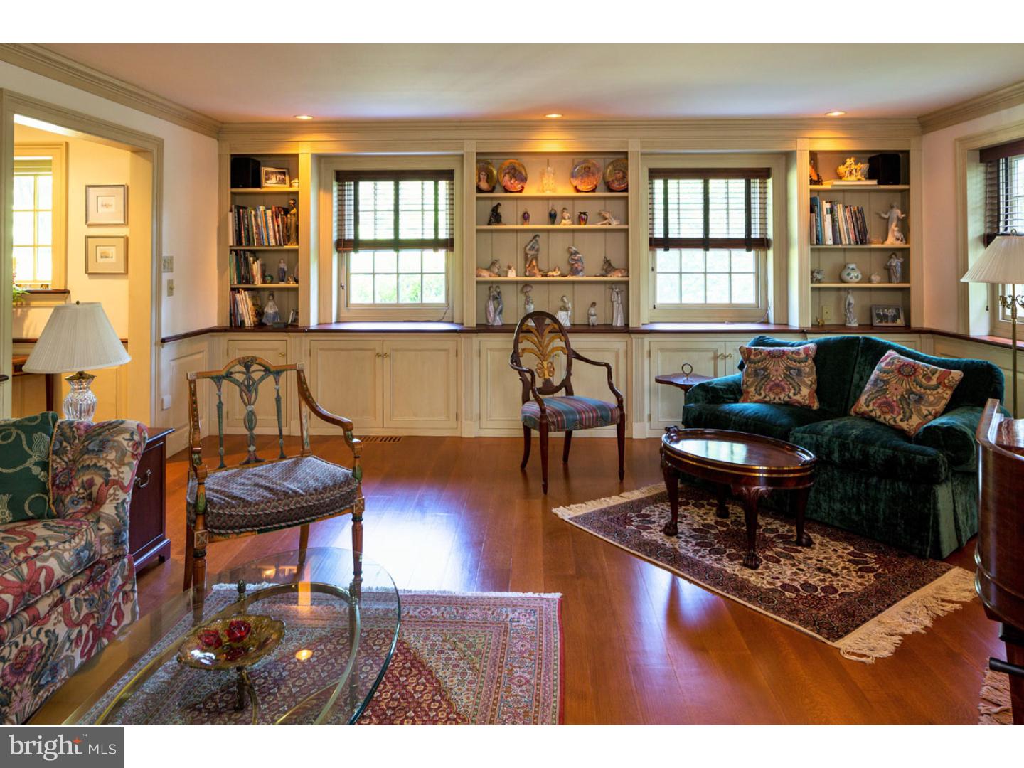 1406 Grasshopper Lane Ambler, PA 19002 - Photo 7 of 23 Living Room