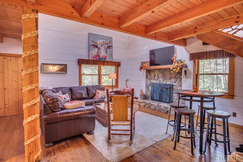 1584 Shortoff Road Highlands, NC 28741 - Photo 4 of 17 Gallery Image 4