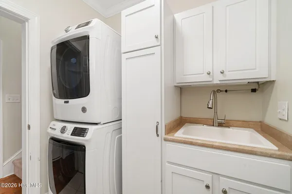 $385,000 | 184 Candlewick Court, Wallace, NC 28466