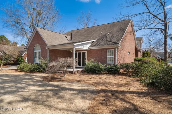 $385,000 | 184 Candlewick Court, Wallace, NC 28466