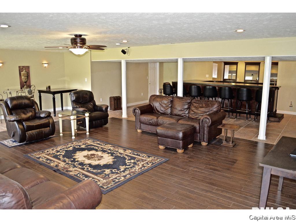 809 Timber Ridge Road Mechanicsburg, IL 62545 - Photo 29 of 36 Gallery Image 29