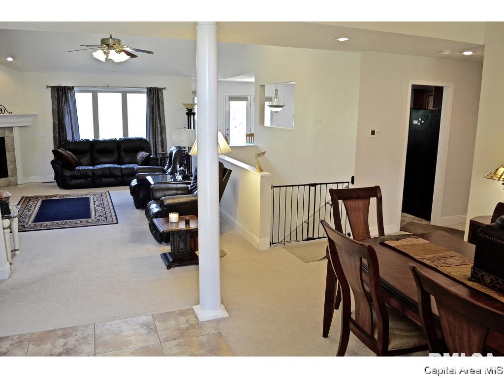 809 Timber Ridge Road Mechanicsburg, IL 62545 - Photo 5 of 36 Gallery Image 5