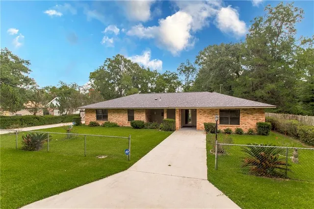 $250,000 | 125 McGary Lane, Ponchatoula, LA 70454