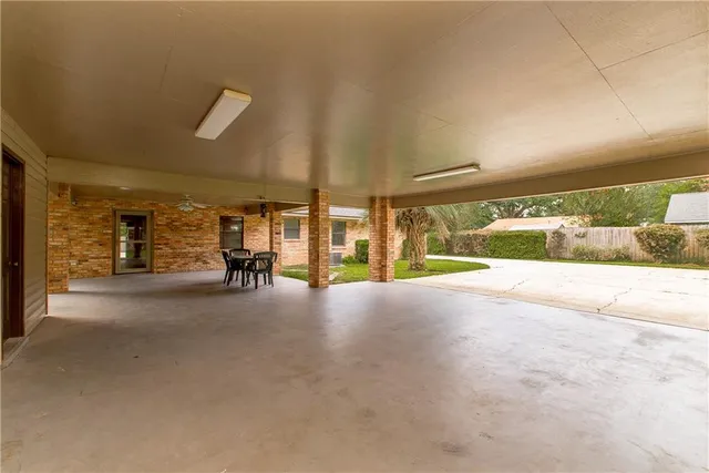 $250,000 | 125 McGary Lane, Ponchatoula, LA 70454