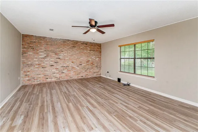 $250,000 | 125 McGary Lane, Ponchatoula, LA 70454