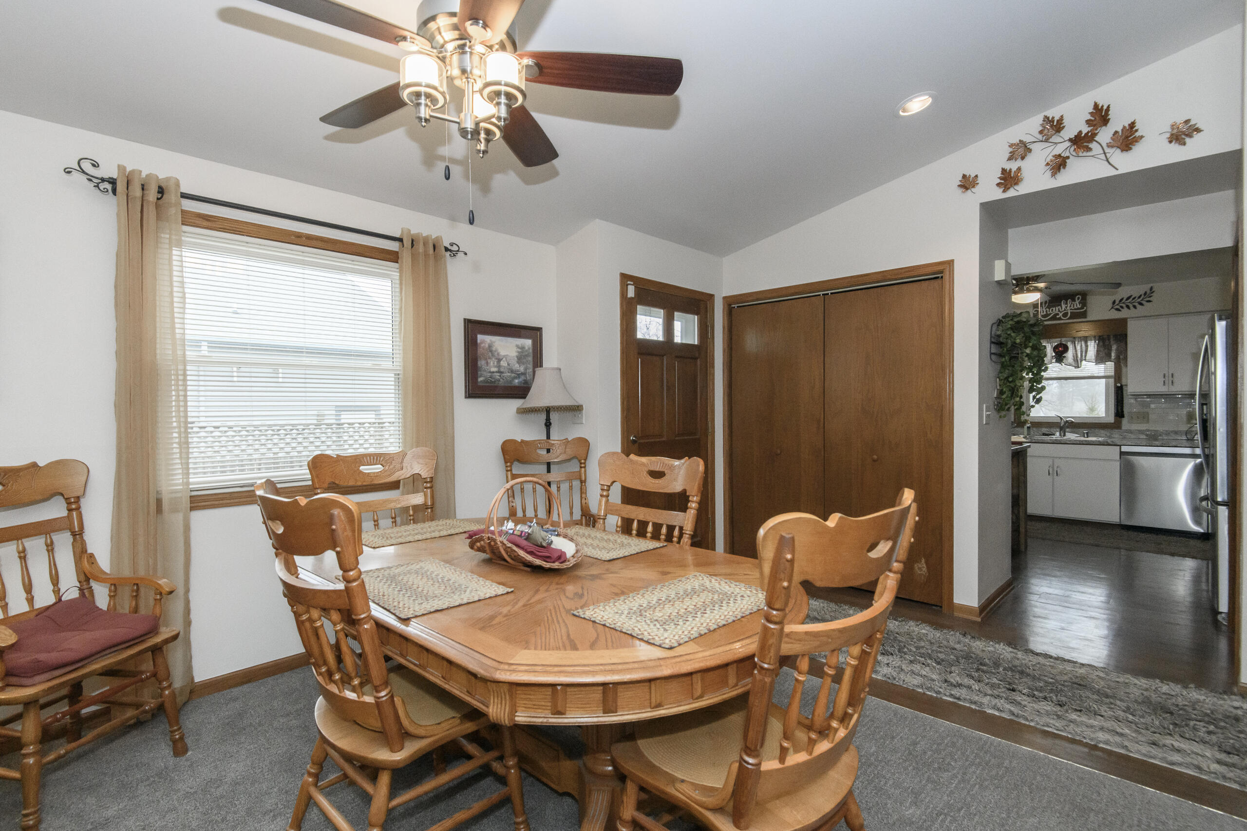 9880 West Puetz Road, Unit 9882 Franklin, WI 53132 - Photo 17 of 60 9880 W Puetz-18