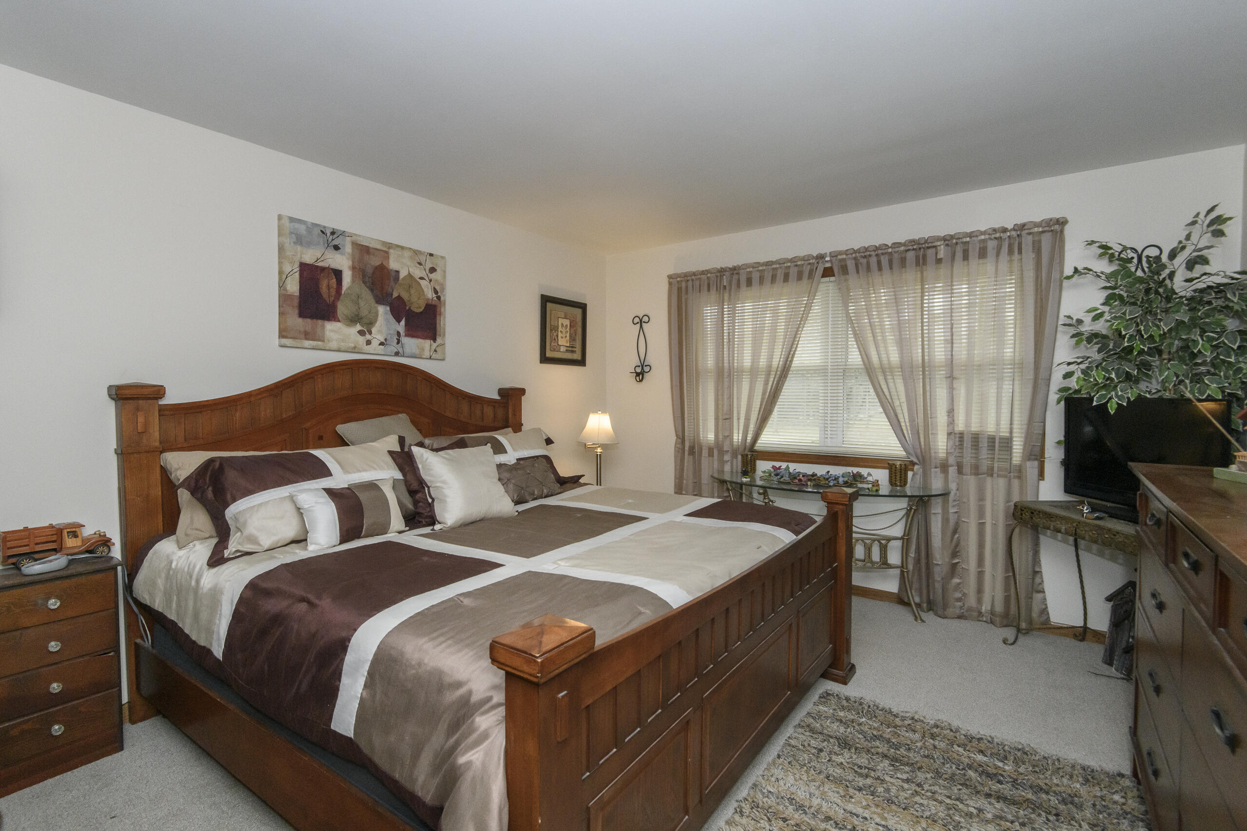 9880 West Puetz Road, Unit 9882 Franklin, WI 53132 - Photo 20 of 60 9880 W Puetz-21