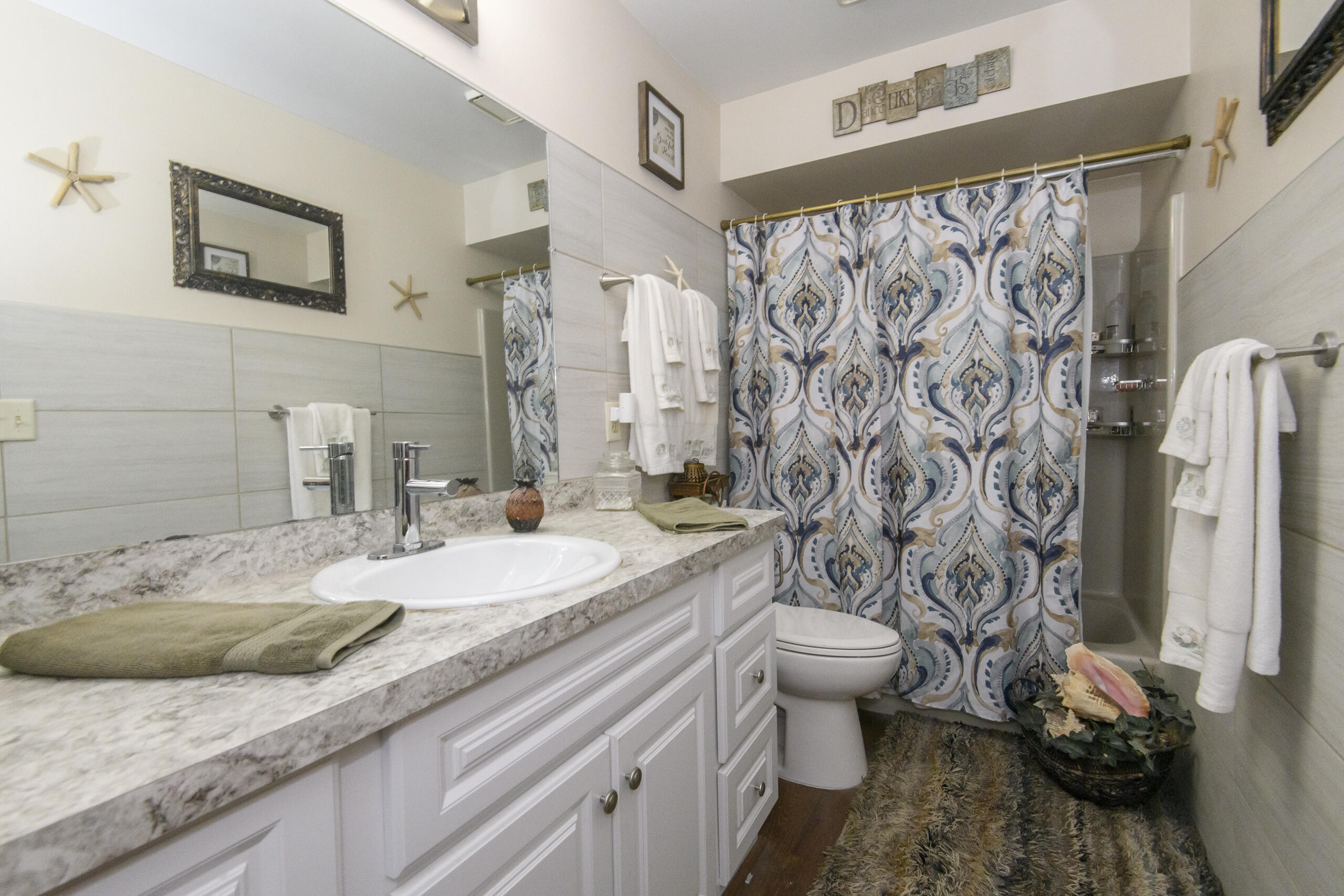 9880 West Puetz Road, Unit 9882 Franklin, WI 53132 - Photo 22 of 60 9880 W Puetz-23