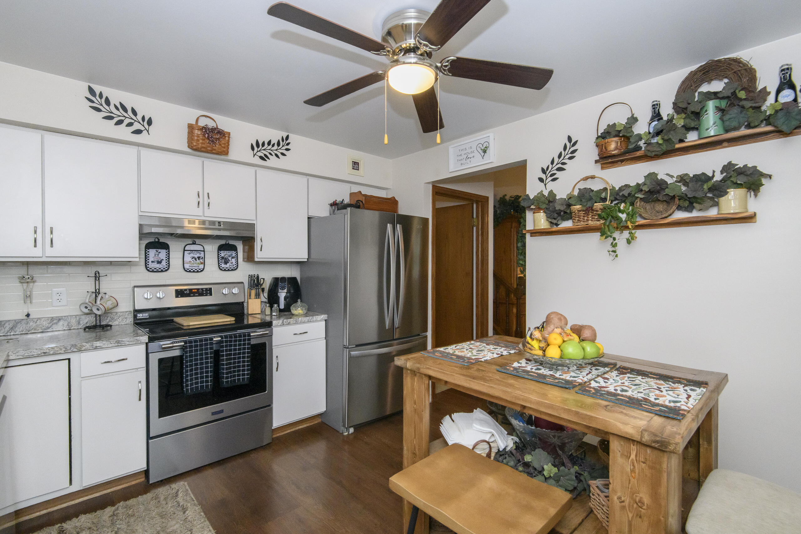 9880 West Puetz Road, Unit 9882 Franklin, WI 53132 - Photo 26 of 60 9880 W Puetz-27