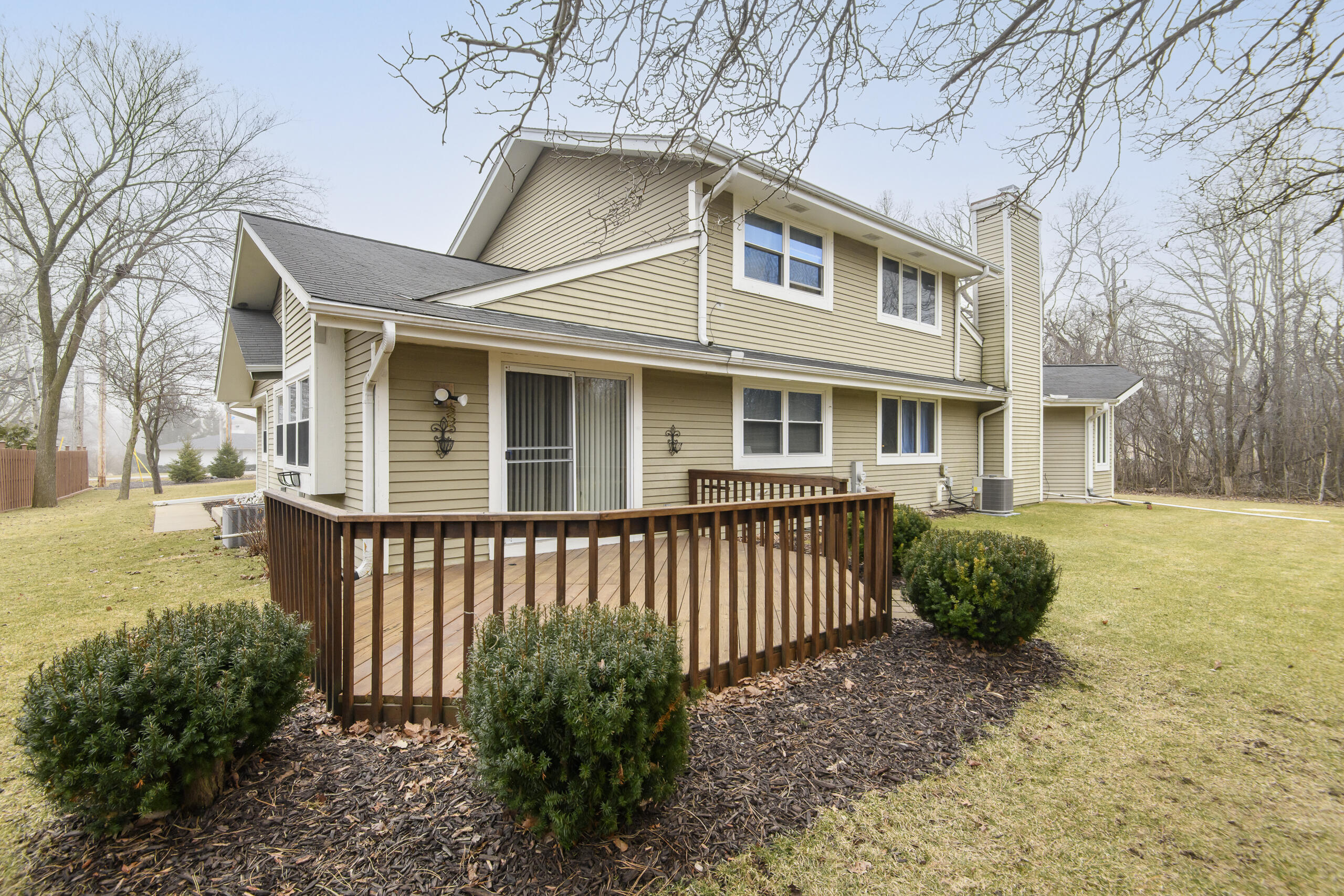 9880 West Puetz Road, Unit 9882 Franklin, WI 53132 - Photo 7 of 60 9880 W Puetz-7