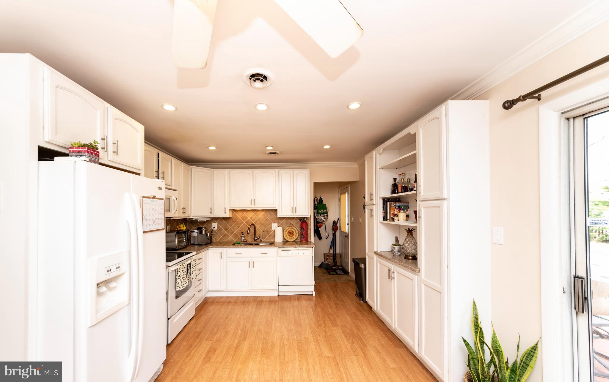 1020 Love Point Road Stevensville, MD 21666 - Photo 10 of 29 Gallery Image 10