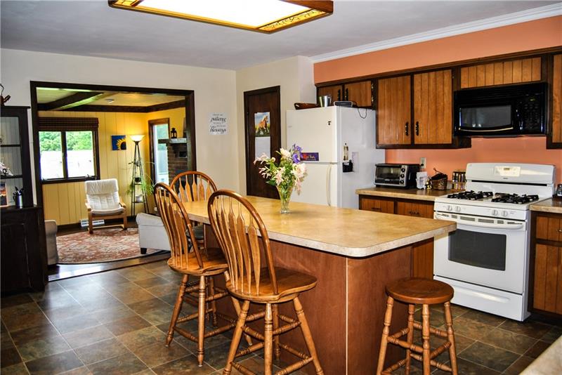 445 Fisher Road Saxonburg, PA 16056 - Photo 10 of 24 Gallery Image 10