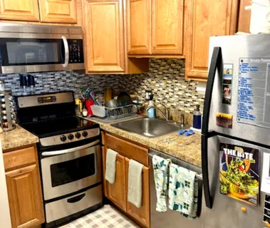 $2,100 | 1455 North Sandburg Terrace, Unit 2903, Chicago, IL 60610