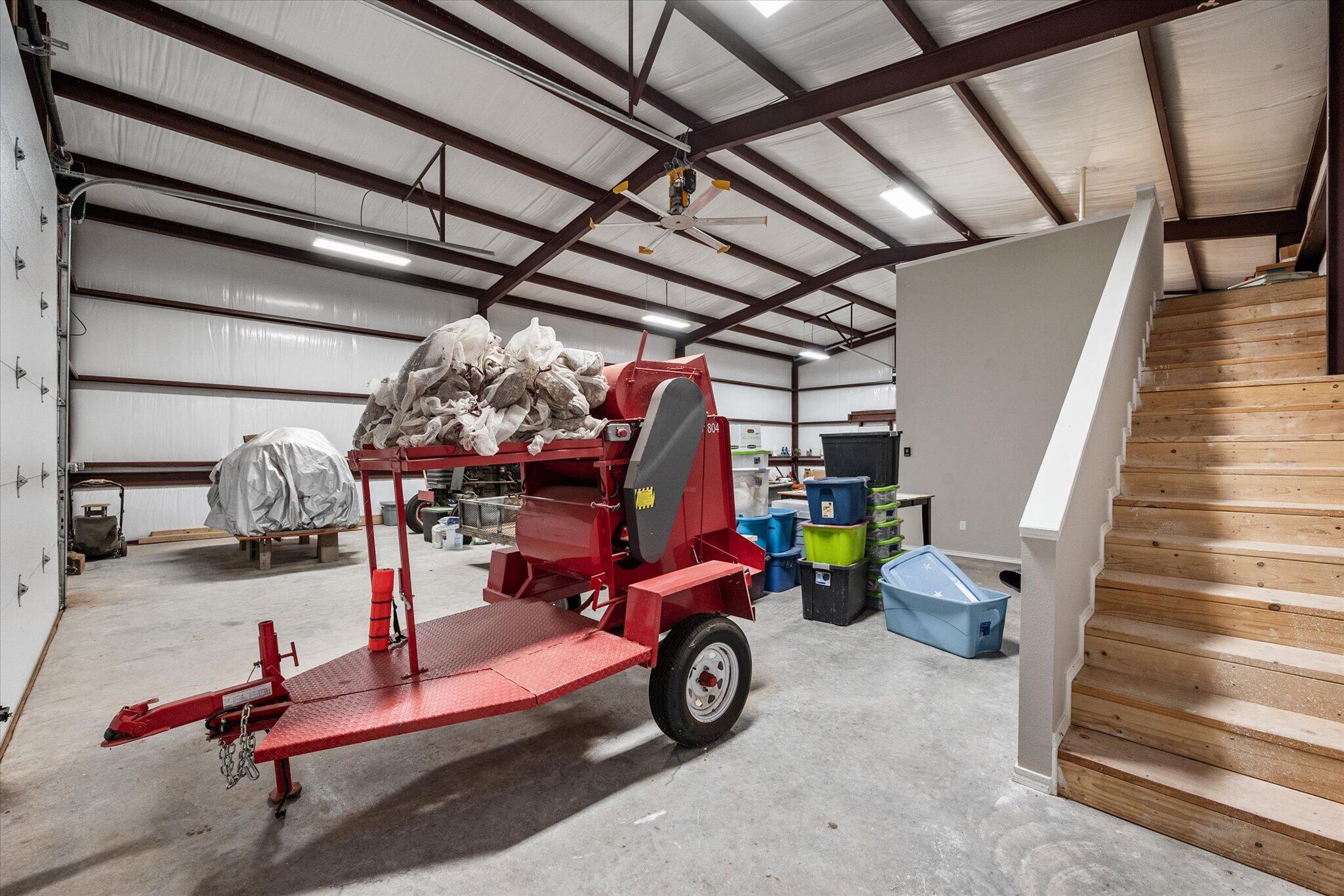 767 North Sandhill Road Tahoka, TX 79373 - Photo 11 of 27 a view of garage