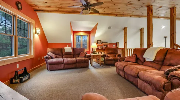 $584,900 | 18061 County Hwy OO, Chippewa Falls, WI 54729