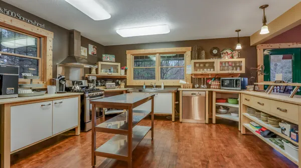 $584,900 | 18061 County Hwy OO, Chippewa Falls, WI 54729
