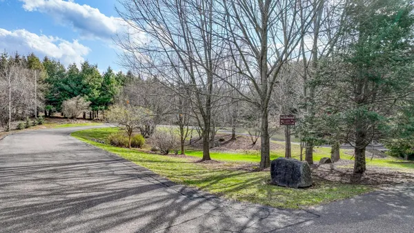 $584,900 | 18061 County Hwy OO, Chippewa Falls, WI 54729