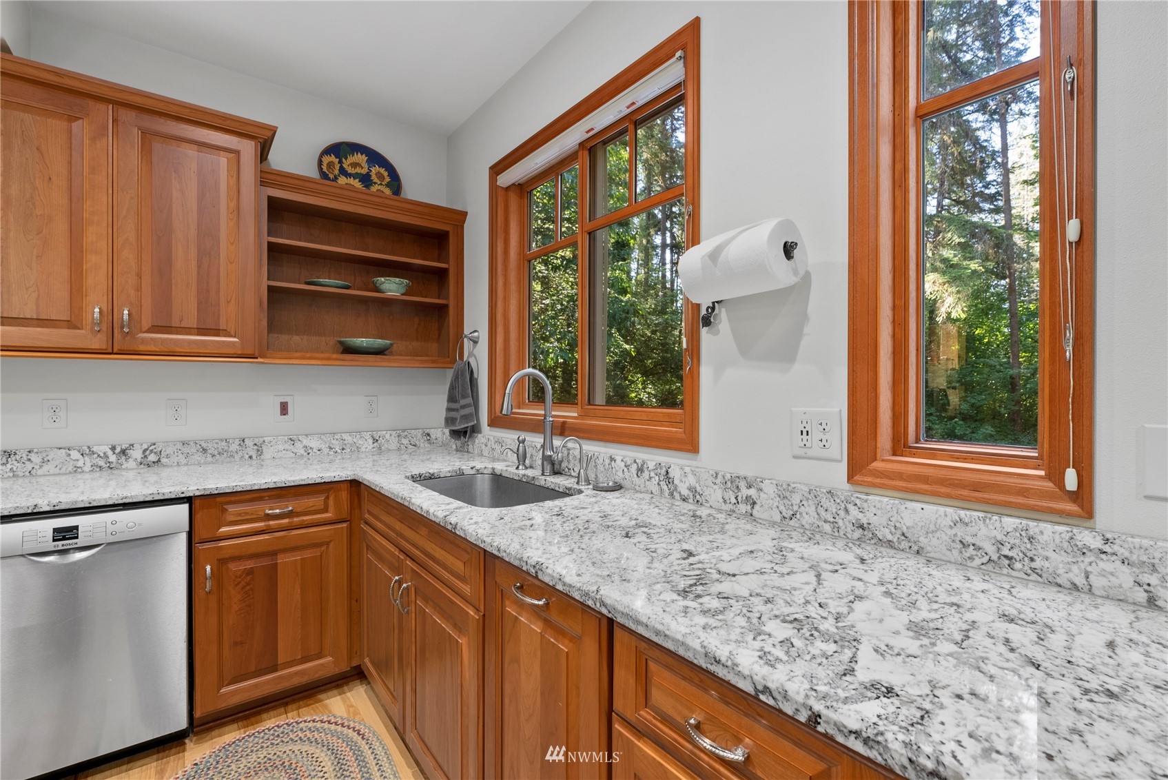 17307 Mountain View Road Northeast Duvall, WA 98019 - Photo 4 of 33 Gallery Image 4