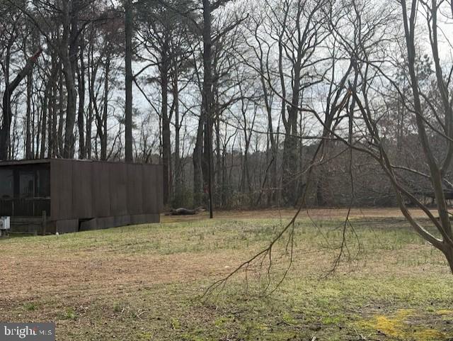 37052 Double Bridges Road Frankford, DE 19945 - Photo 2 of 7 a backyard of a house