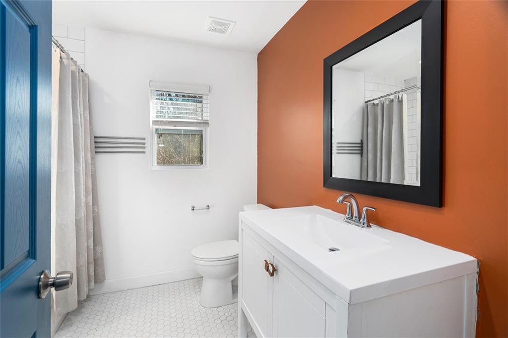 2344 Belmont Drive Decatur, GA 30032 - Photo 15 of 28