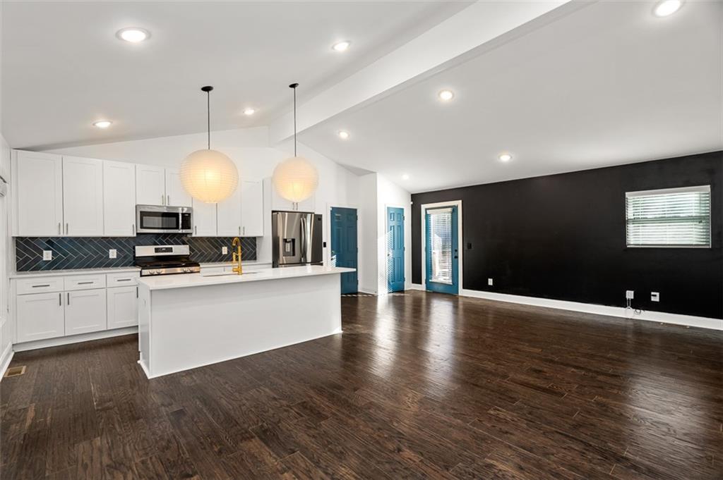 2344 Belmont Drive Decatur, GA 30032 - Photo 4 of 28