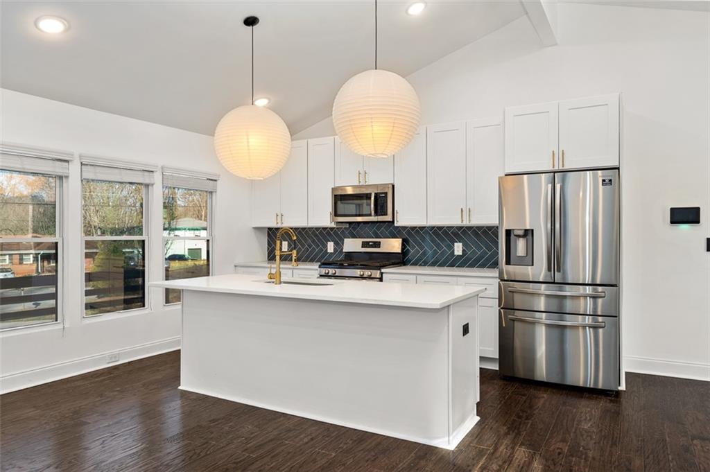 2344 Belmont Drive Decatur, GA 30032 - Photo 6 of 28