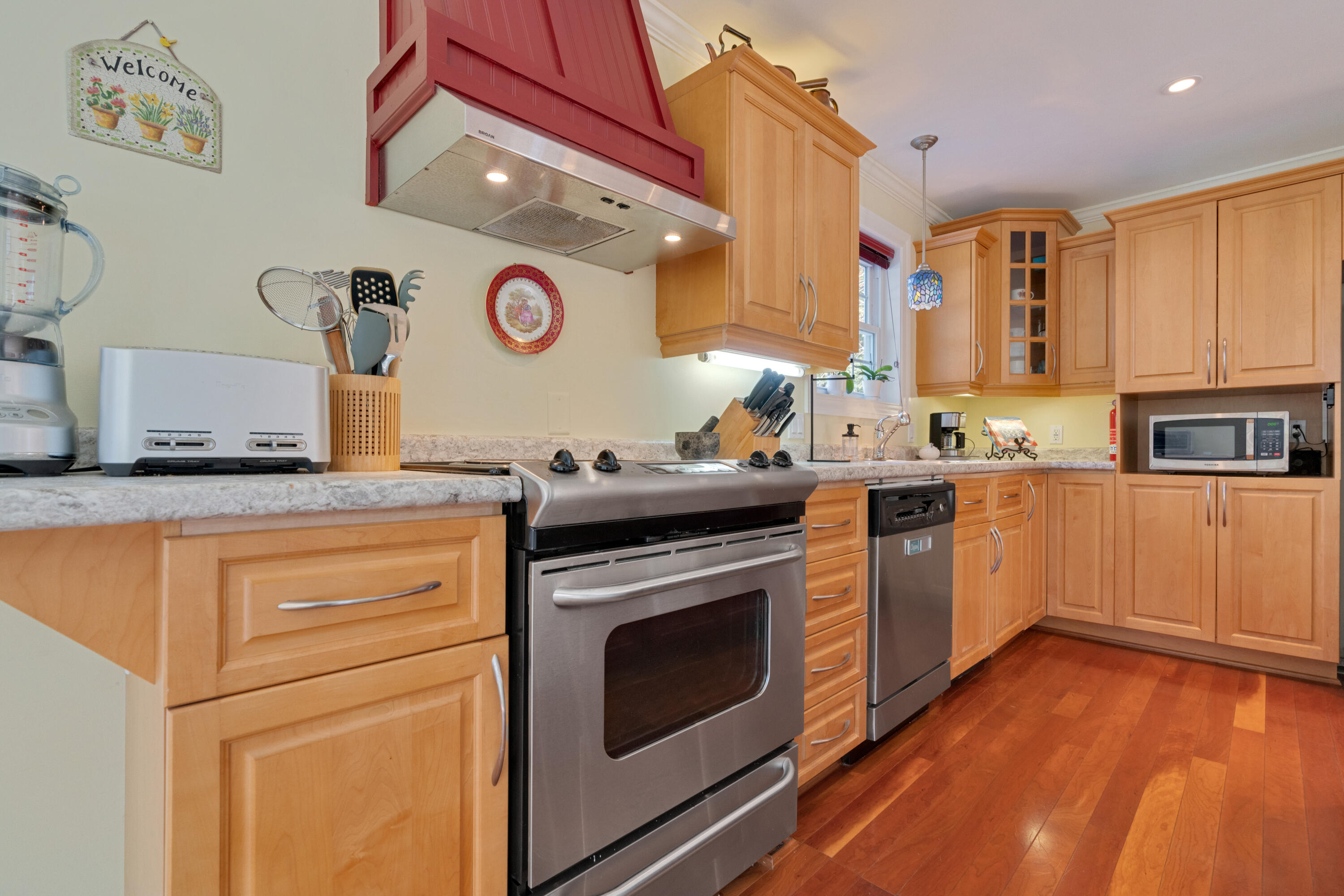 20 Upland Road Wiscasset, ME 04578 - Photo 15 of 52 Kitchen