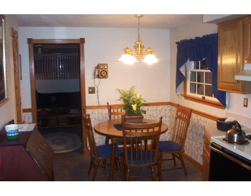 56 Nicholas Road Braintree, MA 02184 - Photo 2 of 8 Gallery Image 2