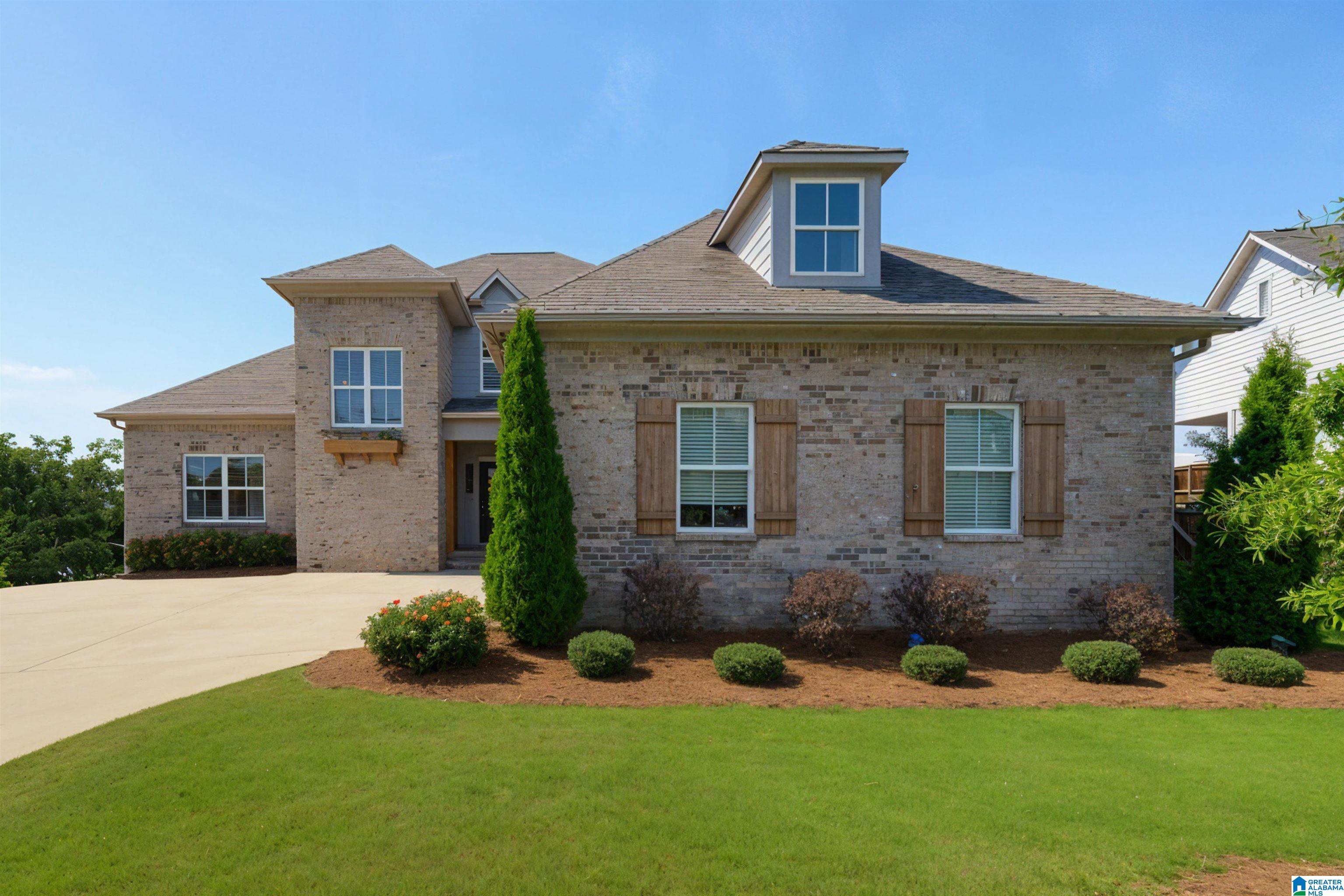 1069 Camellia Ridge Drive Pelham, AL 35124 - Photo 2 of 52 Gallery Image 2
