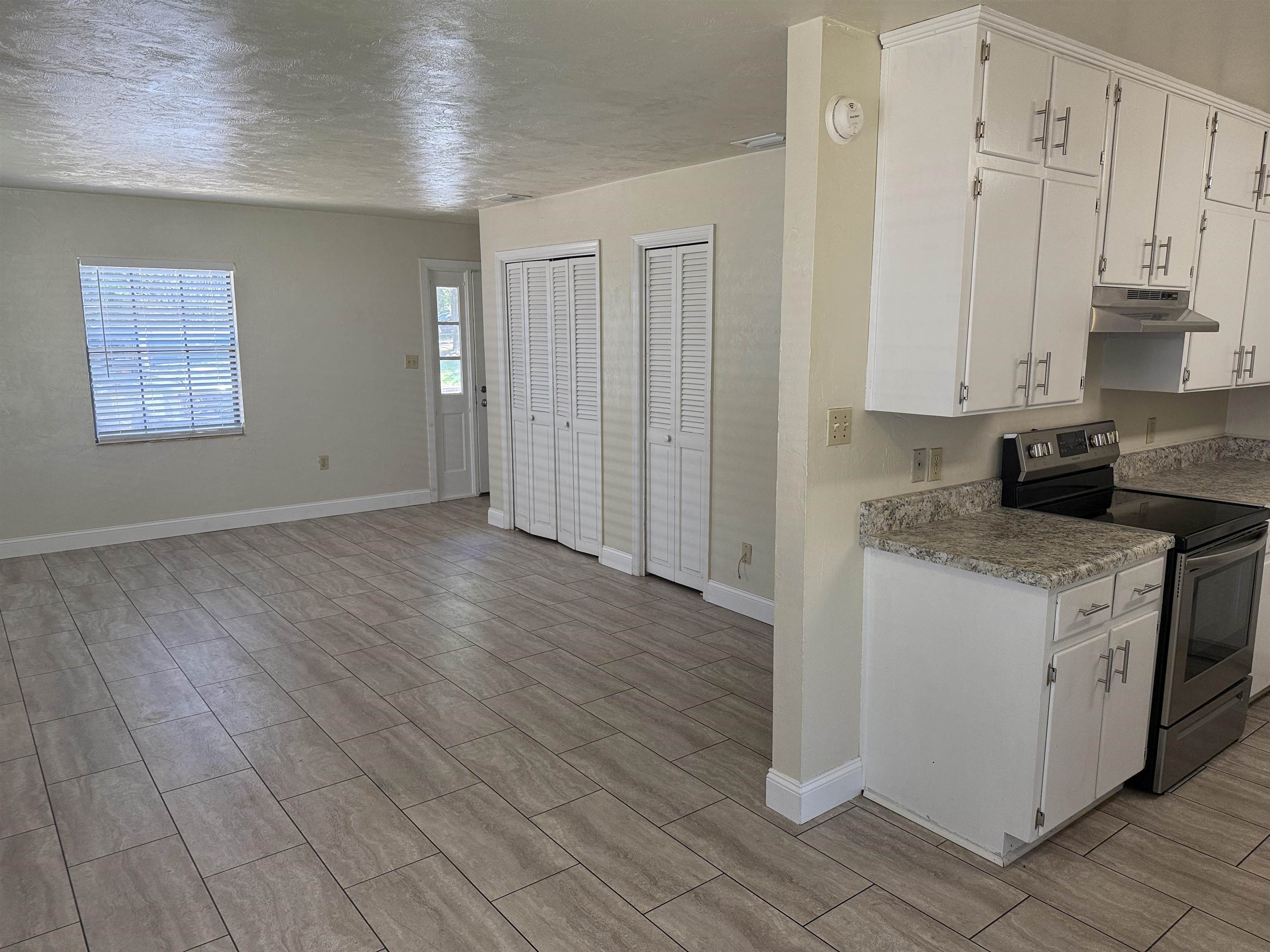 2622 Old Bainbridge Road, Unit D Tallahassee, FL 32303 - Photo 2 of 15