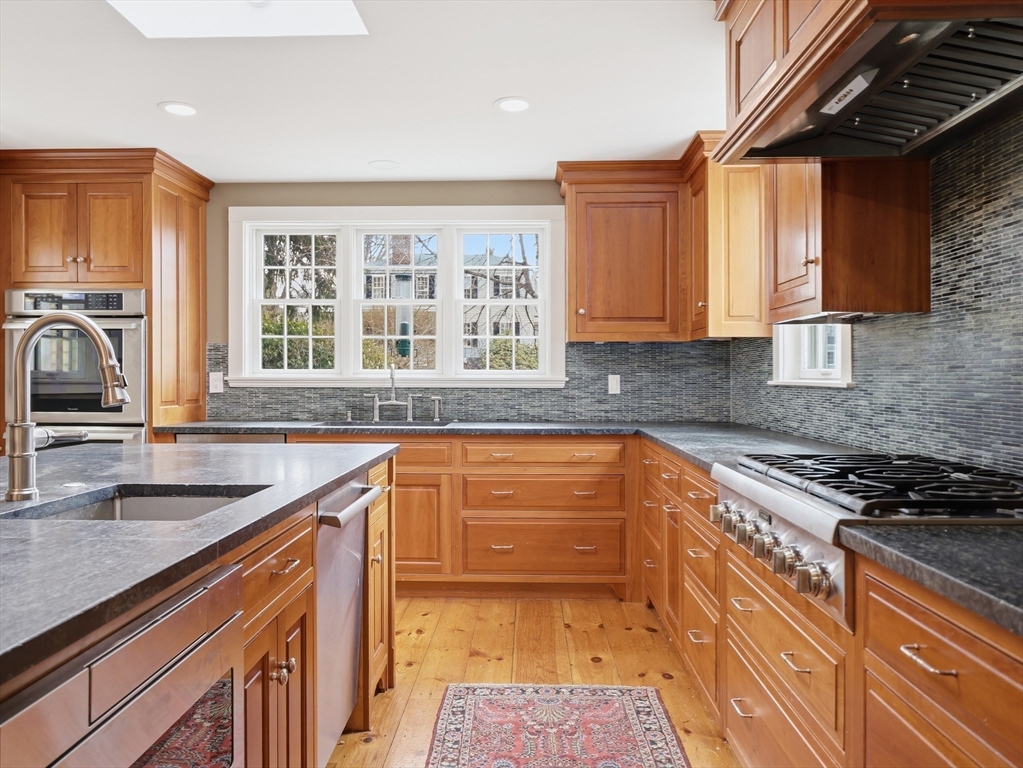 49 Salem Street Andover, MA 01810 - Photo 10 of 42
