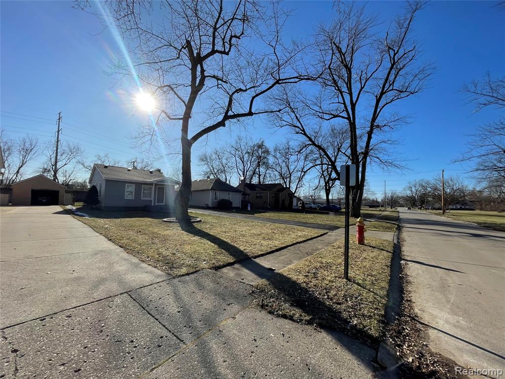 26431 Trowbridge Street Inkster, MI 48141 - Photo 9 of 34