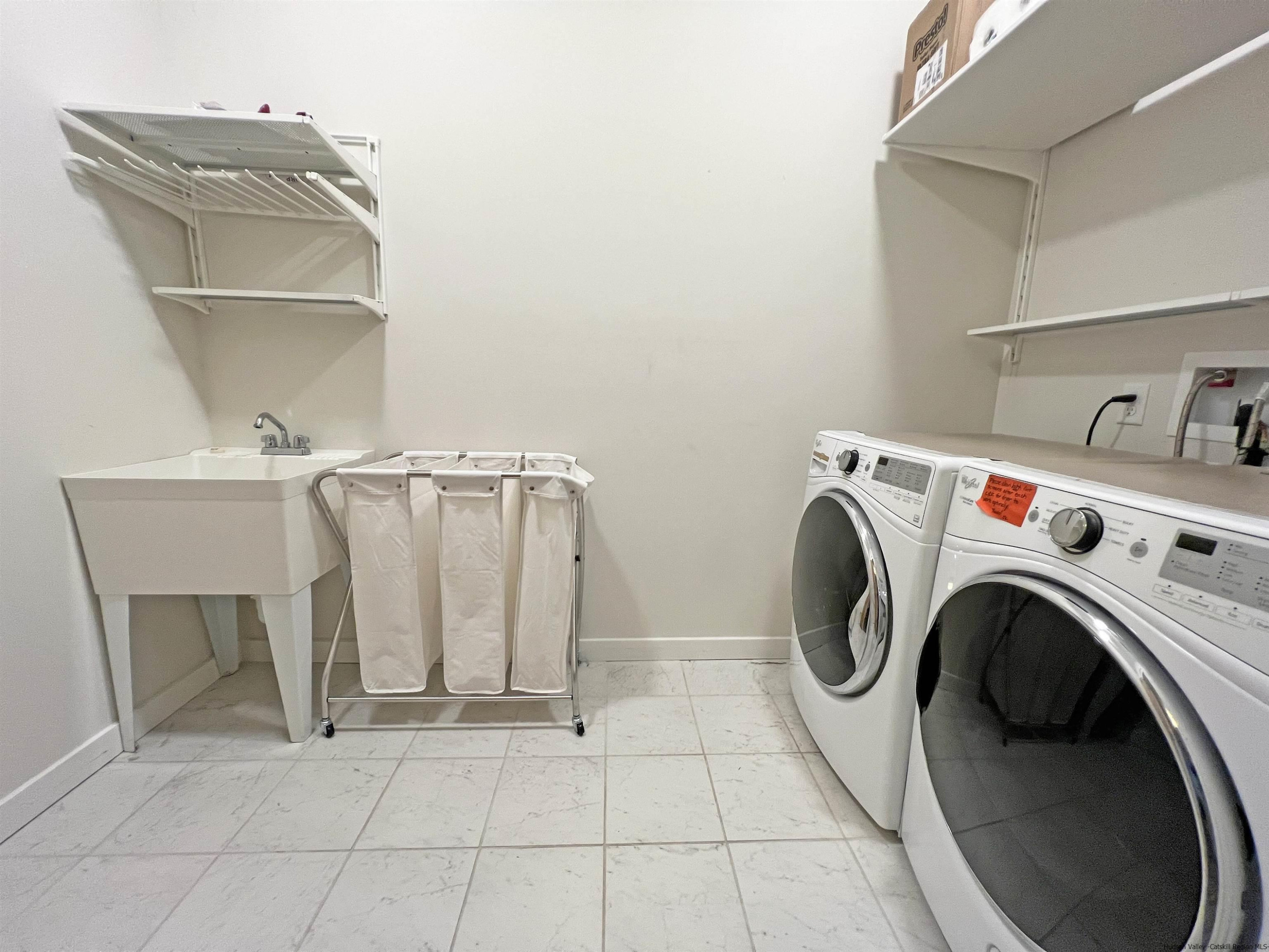 9 Magnolia Kingston, NY 12401 - Photo 31 of 33 a utility room with dryer and washer