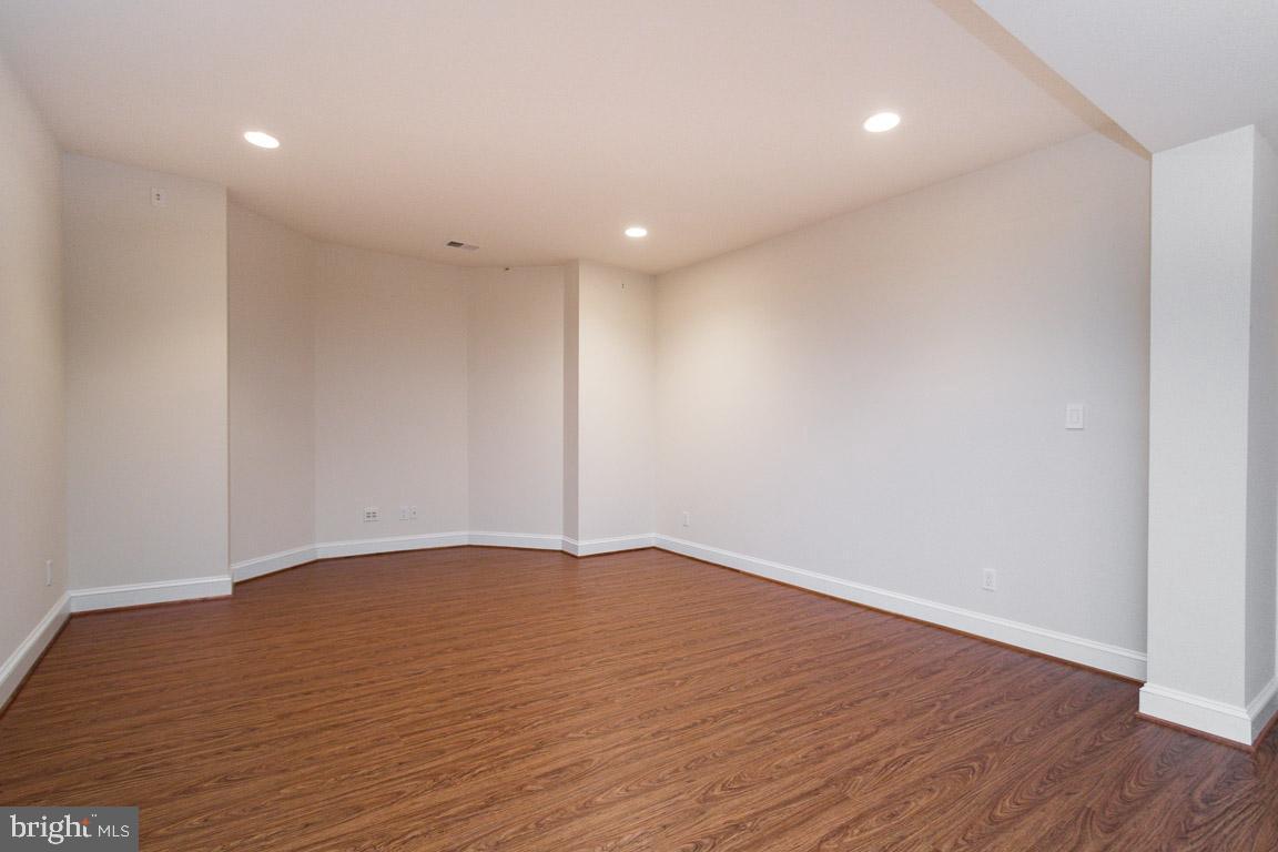 313 Adahi Road Southeast Vienna, VA 22180 - Photo 66 of 82 Gallery Image 66