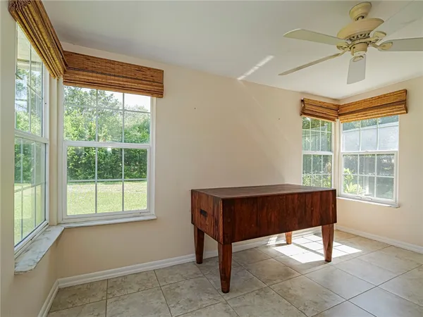 $2,400 | 2616 15th Street, Vero Beach, FL 32960