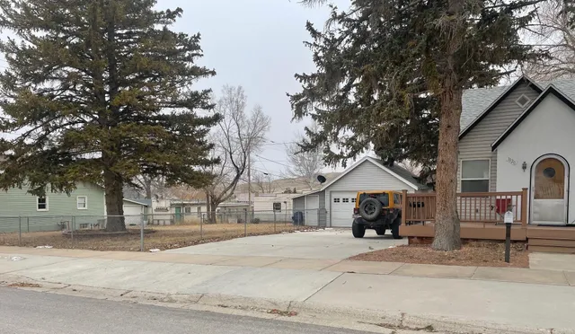 $228,900 | 1120 West Maple Street, Rawlins, WY 82301