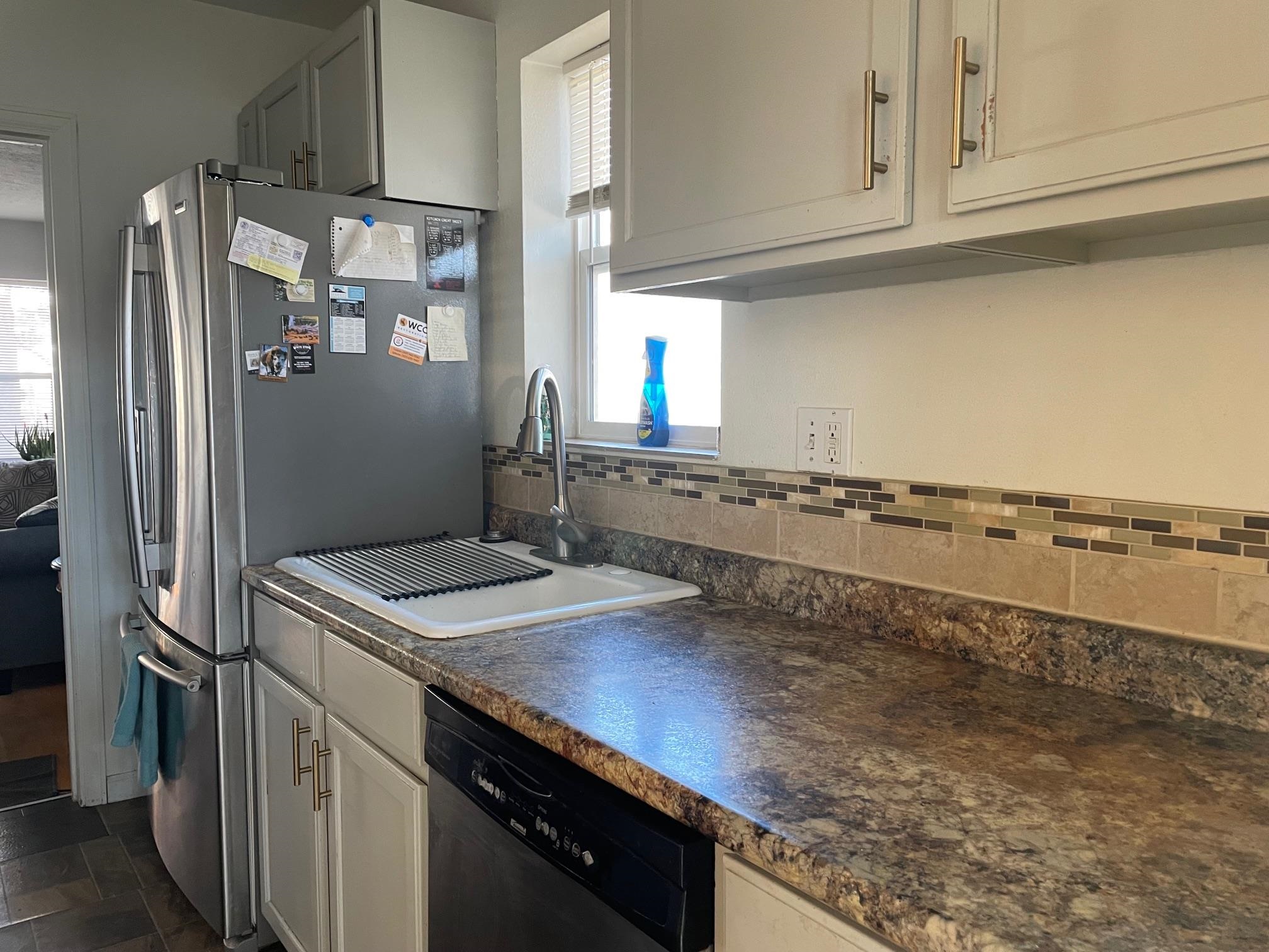 1120 West Maple Street Rawlins, WY 82301 - Photo 7 of 15
