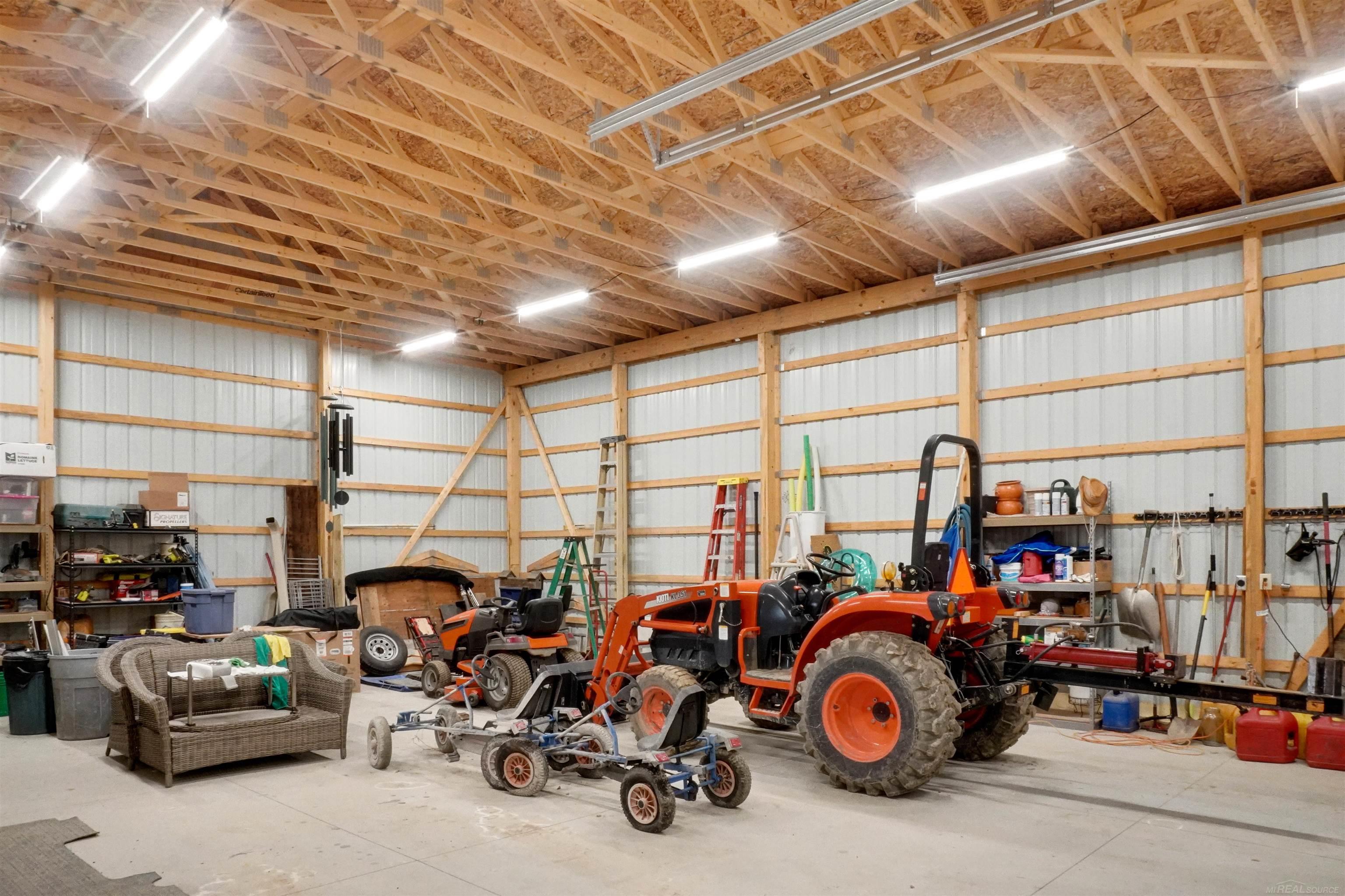 78701 Fisher Road Romeo, MI 48065 - Photo 19 of 29 50135647-be9ddb0e-e60c-43ee-8026-6873758ee7a6.JPG