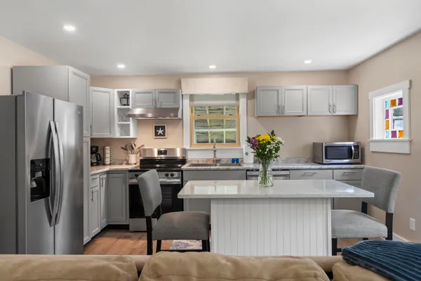 $895,000 | 8 Country Club Road, Boothbay, ME 04537