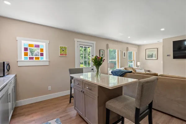 $895,000 | 8 Country Club Road, Boothbay, ME 04537