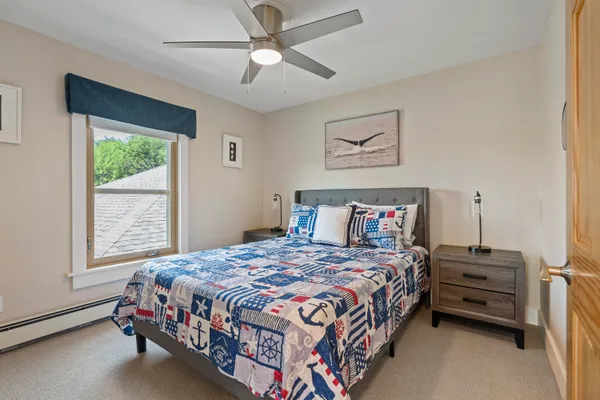 $895,000 | 8 Country Club Road, Boothbay, ME 04537